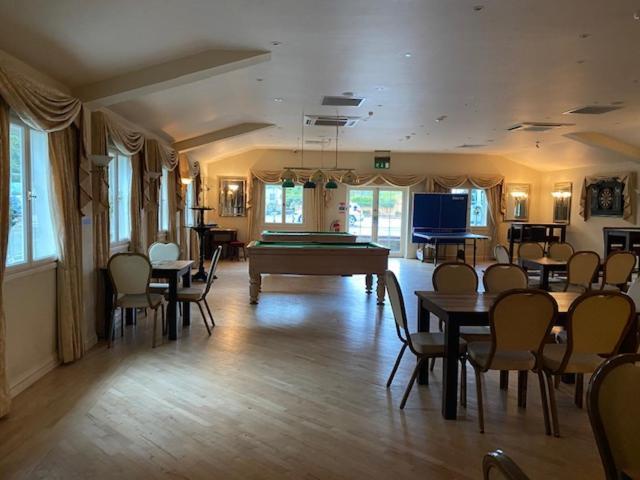 The Thelbridge Cross Inn クレディトン エクステリア 写真